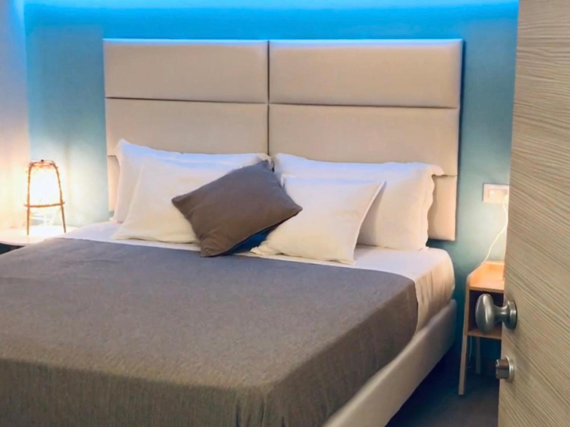 Esmeralda'S Rooms Porto San Paolo  Esterno foto