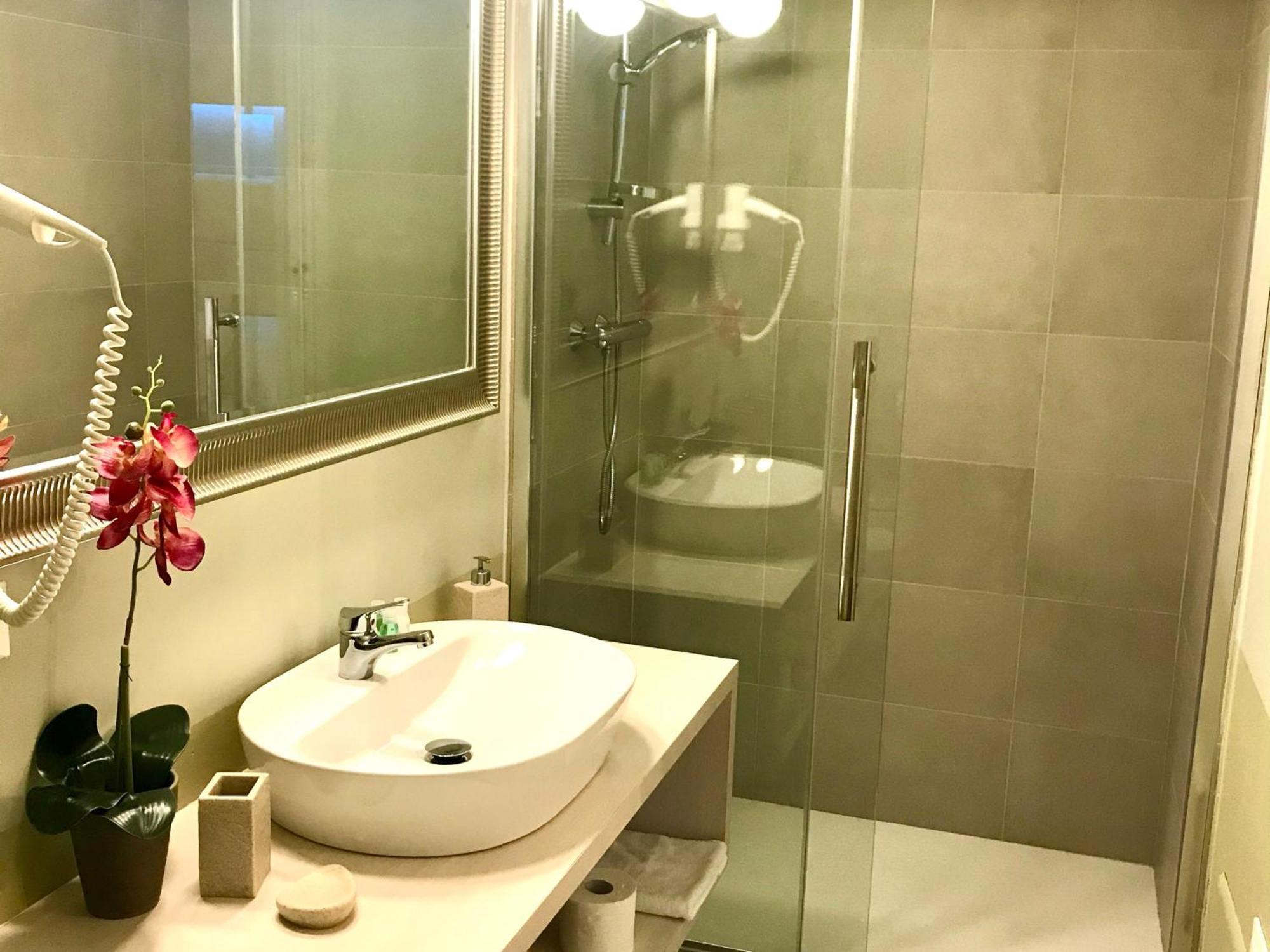 Esmeralda'S Rooms Porto San Paolo  Esterno foto
