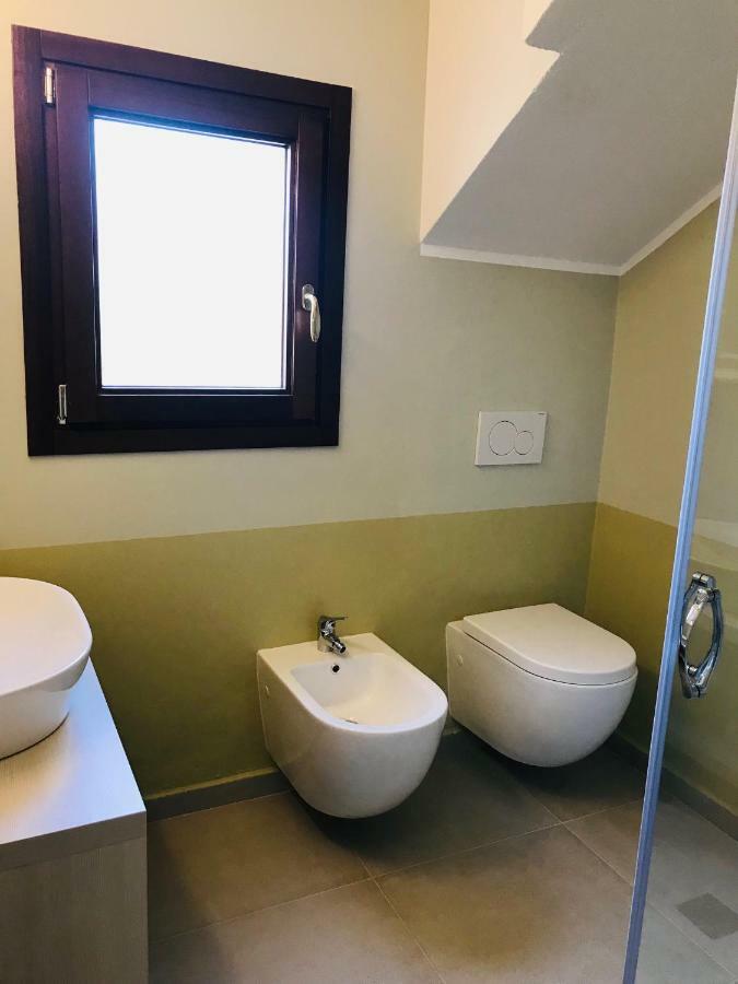 Esmeralda'S Rooms Porto San Paolo  Esterno foto