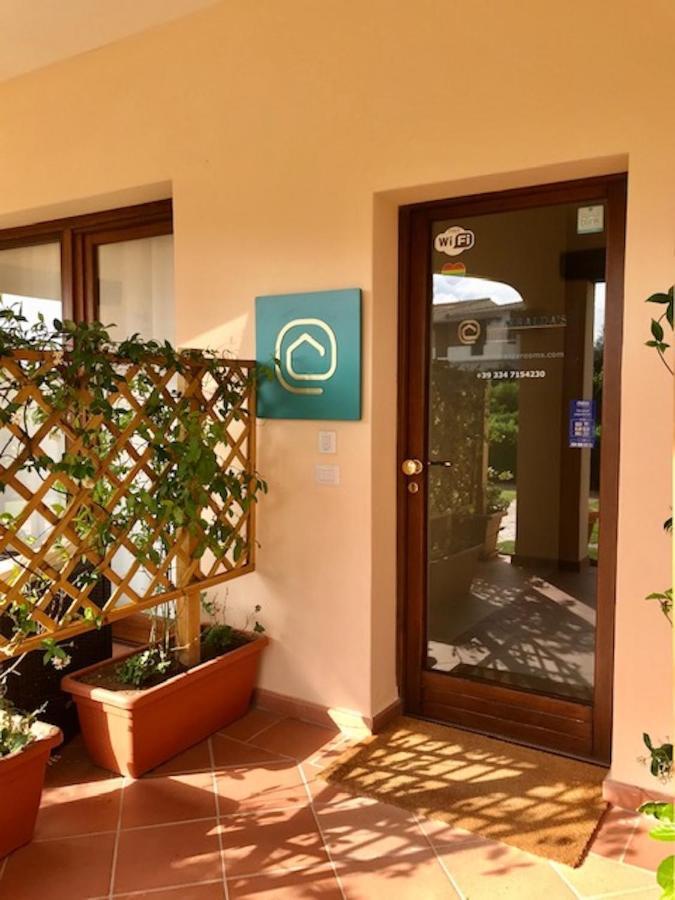 Esmeralda'S Rooms Porto San Paolo  Esterno foto